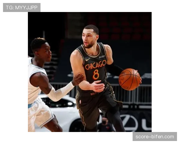 拉文半场高效发挥,面对老东家砍下16分助攻抢断俱佳